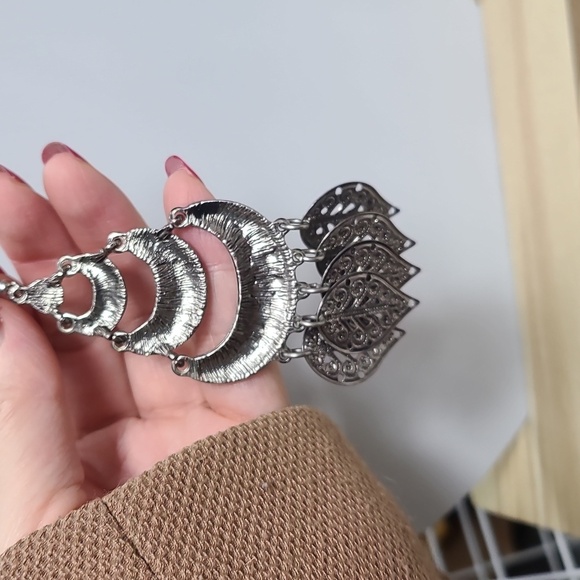 Vintage silver tone, big size leaves, details earrings - Picture 8 of 8